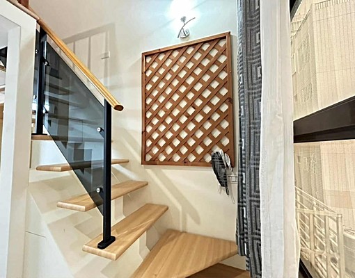 近巨城及三民學區漂亮樓中樓電梯獨立小豪宅 - Image 6