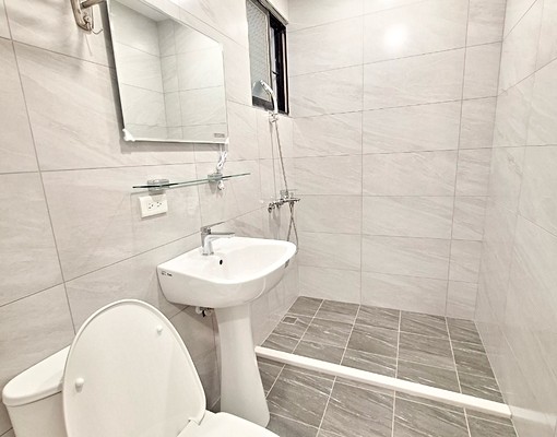 環球購物中心.裝潢新.小資族.獨立洗衣機 - Image 2