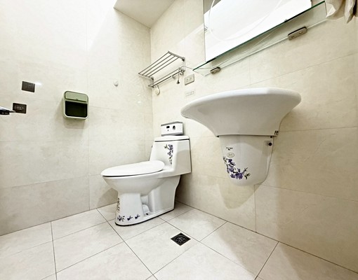 近環球百貨/租屋補助/獨立陽台/大樓管理/雙衛浴 - Image 10