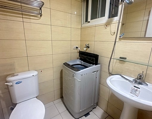 (W10)舒適小套房~公道租金~振福路️6.0坪兩間可選 - Image 4