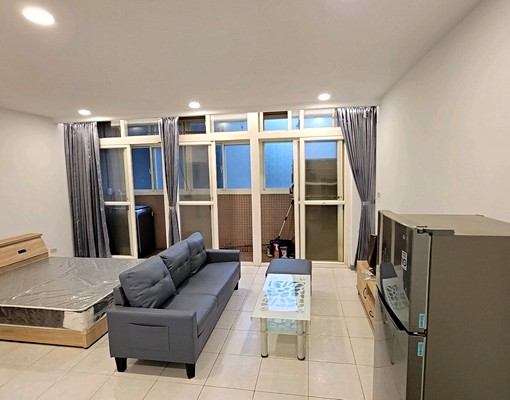 青山二街大套房+車位14000不租車位也可以 - Image 2