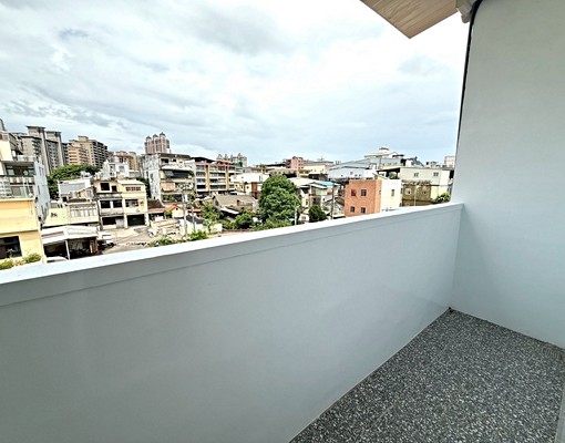 南砍市場🏘️台水電⚡️採光通風佳/全新整理首批入住🌟 - Image 15