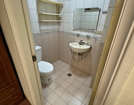 乾淨.安全.獨立電梯套房 - Image 4