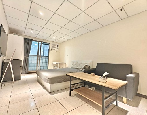 中科大🔥可貓🔥台水電🔥可雙租補🔥陽台獨洗🔥超大空間 - Image 1