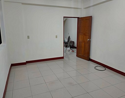 近新莊捷運站透天1F出租 - Image 5