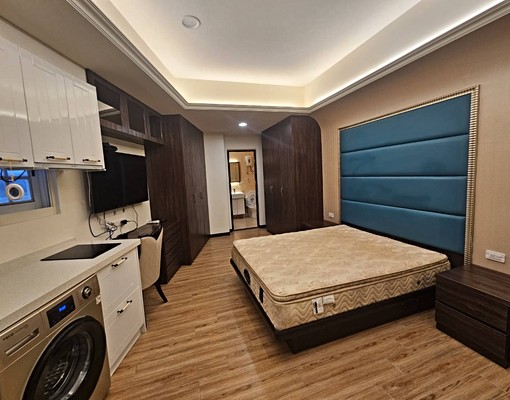 尊享空間~電梯宅~獨立套房!採光佳!優質首選交通便利鄰近三重 - Image 1