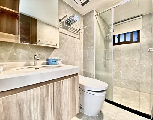 溫馨奢華🔥傢俱全配✅市場最低價✨稀有雙陽台💯 - Image 12