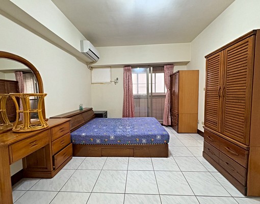 近捷運四維國小站3房含平車含管💫可租補💫 - Image 3