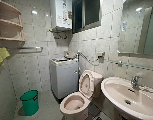 菜寮❣️3F免爬高、便宜首選/獨洗曬!採光通風、家具齊全 - Image 6