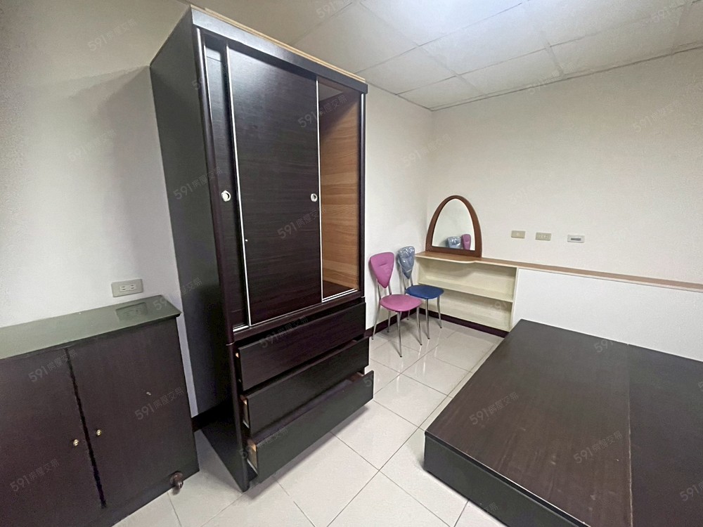 菜寮❣️3F免爬高、便宜首選/獨洗曬!採光通風、家具齊全 - Image 1