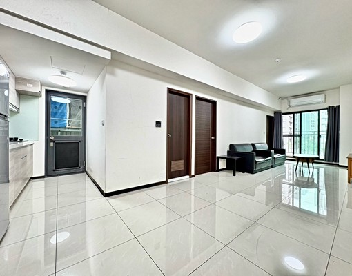 可租補寵物🔥傢俱全配✅寵物友善✨大坪數雙陽台💯 - Image 1