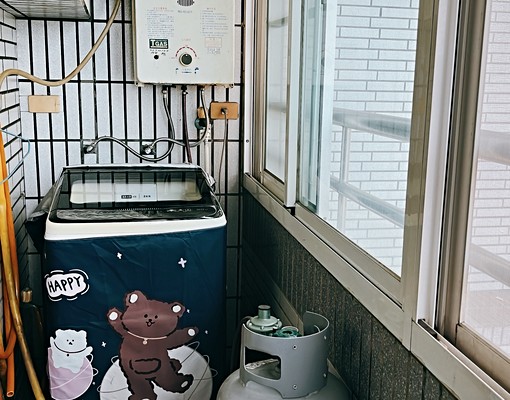 大順二路近高應大✿電梯獨立套房/景觀陽台★輕軌/全聯/家樂福 - Image 6