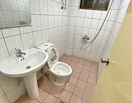 親親戲院💕精武車站✨鬧中取靜💕可貓貓✨質感裝潢 - Image 9