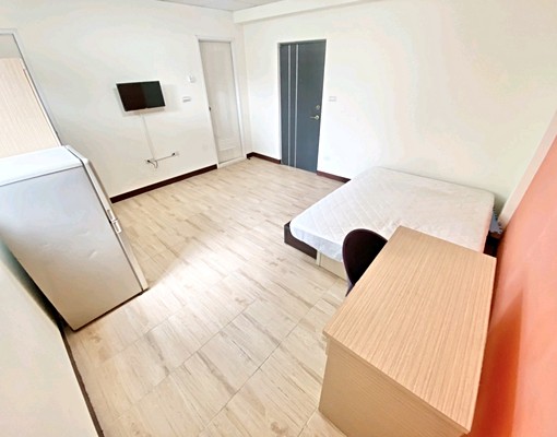 近火車站✅近秀泰✅近湖濱公園✅一層僅有2戶✅屋況極佳✅可以電 - Image 7