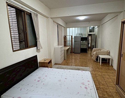 █開元公園旁█長元街大陽台舒適大套房 - Image 2