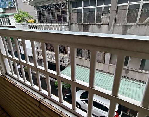 樹林💥採光通風💥獨洗曬💥變頻冷氣💥獨立陽台💥免爬高 - Image 9