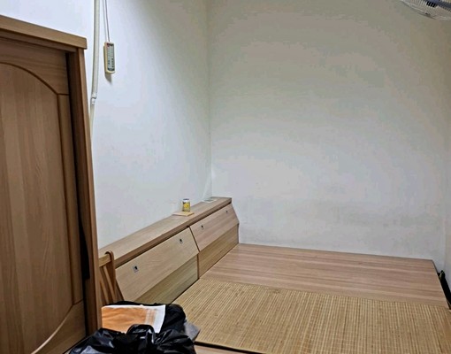 出租雅房3500元有双人床4仟元包水電近商業區 - Image 5