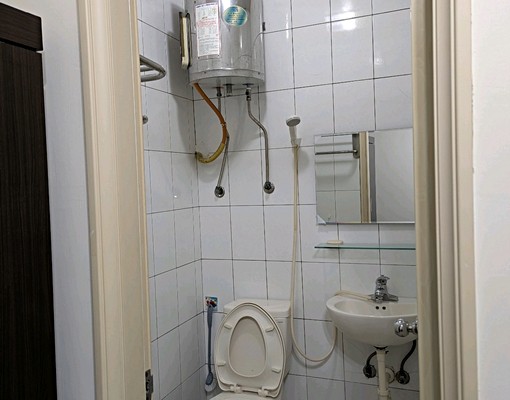 限女性近新光三越，南商，南大 - Image 2