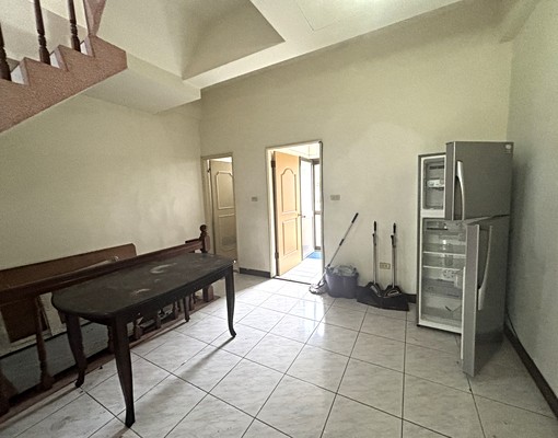 幸福榮易租~下龜山近迴龍林口~大透天 - Image 2