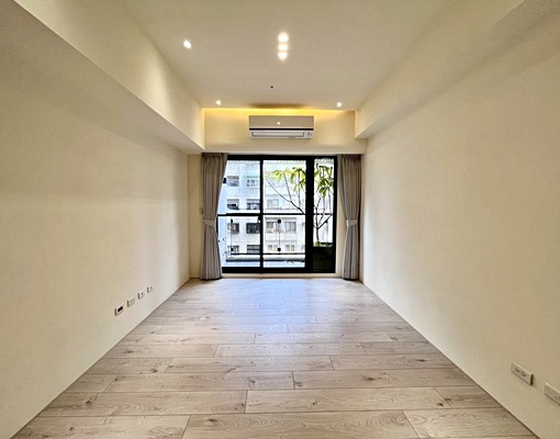 含管理費、平車!全新未住!仁山潮尚居高樓精裝!大三房+平車 - Image 1