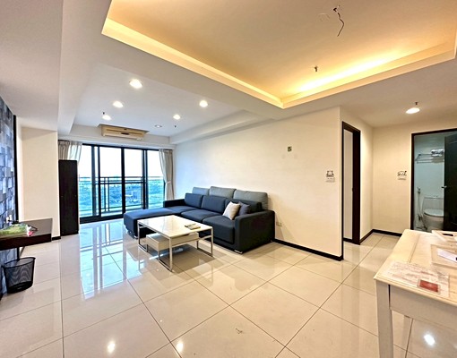 南屯嶺東#交通便利#一層兩戶#採光三房 - Image 1