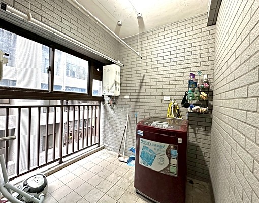 南屯嶺東#交通便利#一層兩戶#採光三房 - Image 13