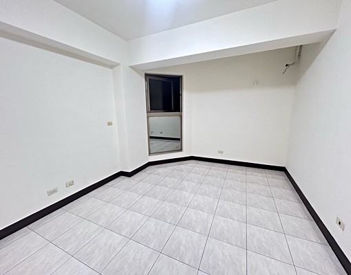 🏠近公園捷運|三房兩廳一衛|全室重新油漆|社宅可租補 - Image 3