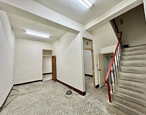 專任南太平台中小鎮門前停車透天(可租補,可寵物) - Image 3