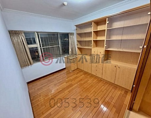 北屯松竹車站旁4房超大空間有電梯有平面大車位 - Image 8