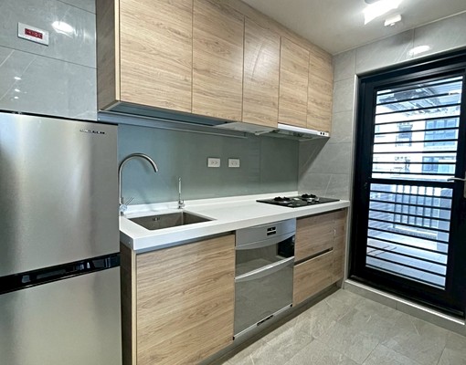 客運園區超便宜三房含車管可談家具.租補.報稅.入籍 - Image 8