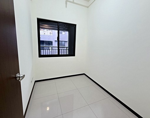 秒殺💯此租金含管含車|歡迎來電洽詢 - Image 5