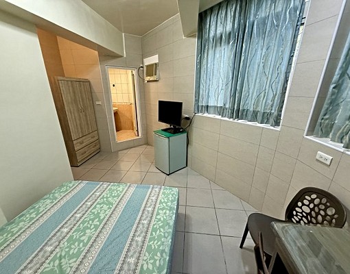 中原美食街旁.漂亮網路新套房.附傢俱家電 - Image 3