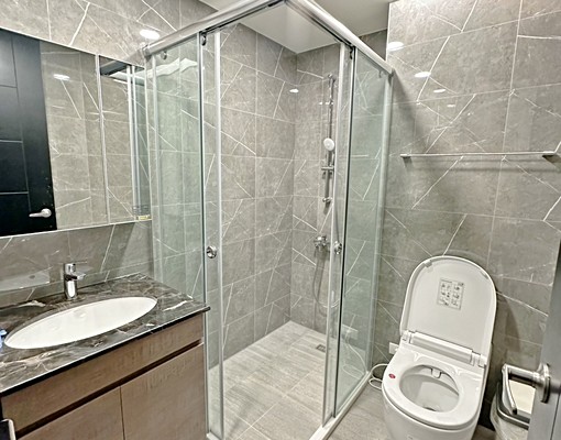 近高鐵/捷運站~稀有舒適1房大空間~可租補 - Image 4