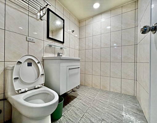 精誠五期💕三房含車💕可租補💕 - Image 5