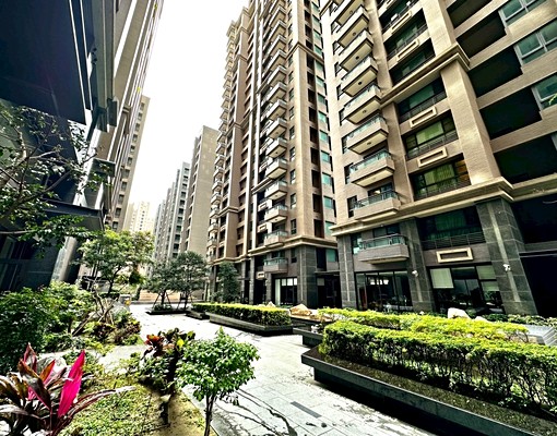 我最懂泥的心✨可租補台水電✨有汽車位超大空間 - Image 13