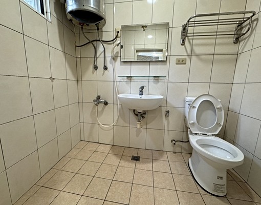 南區金華商圈|面公園全新整理|優質套房 - Image 11