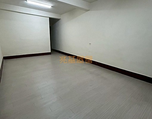 兆基社會住宅🏠近學區靜巷透天 - Image 1