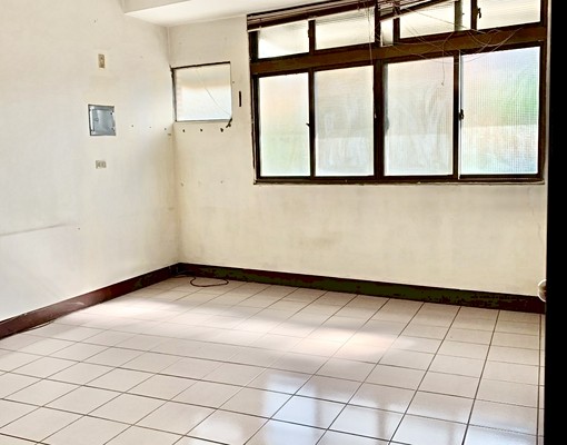 潭秀國中~勝利商圈正32米店住面寬12米共3間店住 - Image 5