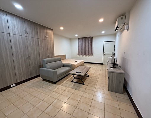 可租補✅獨洗獨曬✅獨立陽台大一房大空間對面就有✅停車場 - Image 9