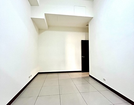 自租好宅⭐️百坪大四房雙車位😍贈大露臺可租補寵物短期商辦住 - Image 6