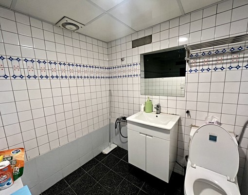 東區超便宜三房#可租補#可入戶#可寵#機車位 - Image 10