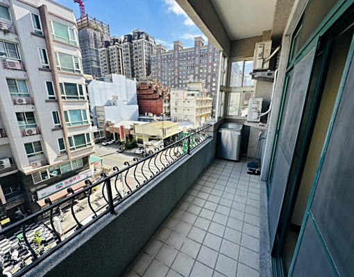 近喜來登遠百~美裝採光兩房~5分鐘到緯創、8分鐘到台元 - Image 13