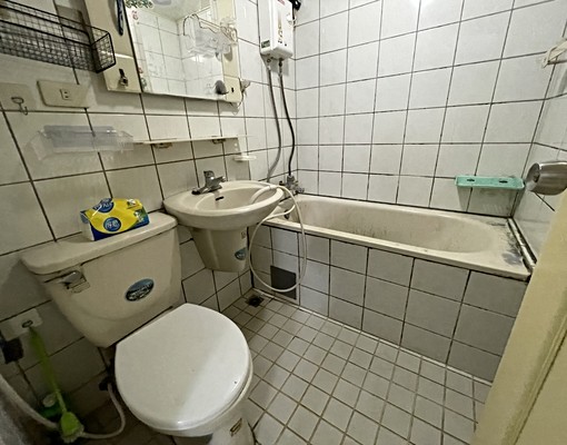 新高國小♡寵物三房♡平面車位♡小家庭首選♡傢俱電全配♡採光佳 - Image 6