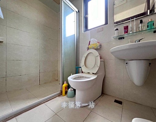 南區整棟透天|傢俱全配|有車庫可停|近崇倫國中 - Image 11