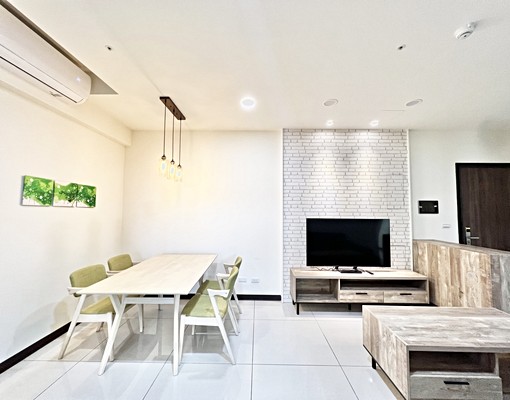 青埔高鐵核心商圈|威均天翔正三房全配~含車管 - Image 1