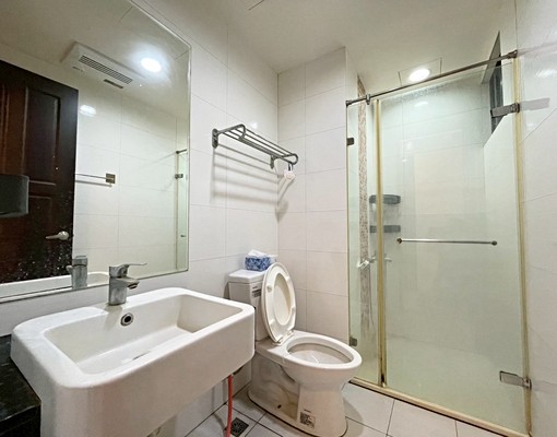 嶺東☀️2分至春社市場旁☀️3房車位☀️有傢俱直接入住 - Image 4