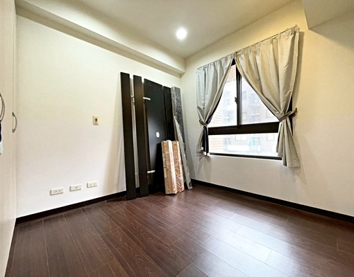 含管含車嶺東☀️2分至春社市場旁☀️3房車位☀️有傢俱直接住 - Image 6