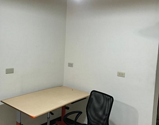 A家樂福旁*優質大三房*附車位* - Image 10