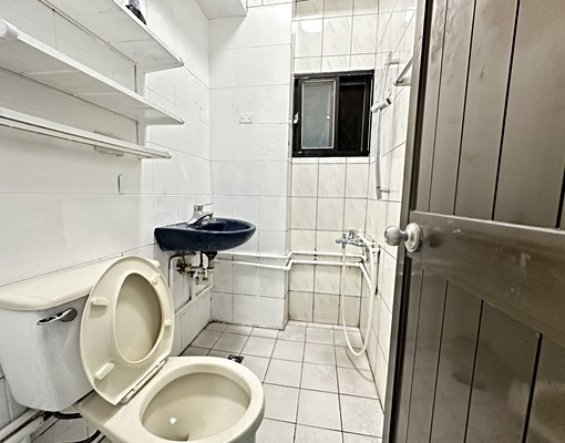 租幸福路❤️文德國小❤️前後陽台❤️美2樓 - Image 7