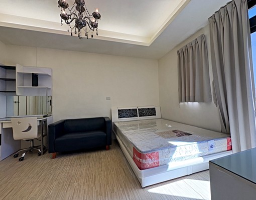 巨城商圈/大套房/可以租屋補助 - Image 3